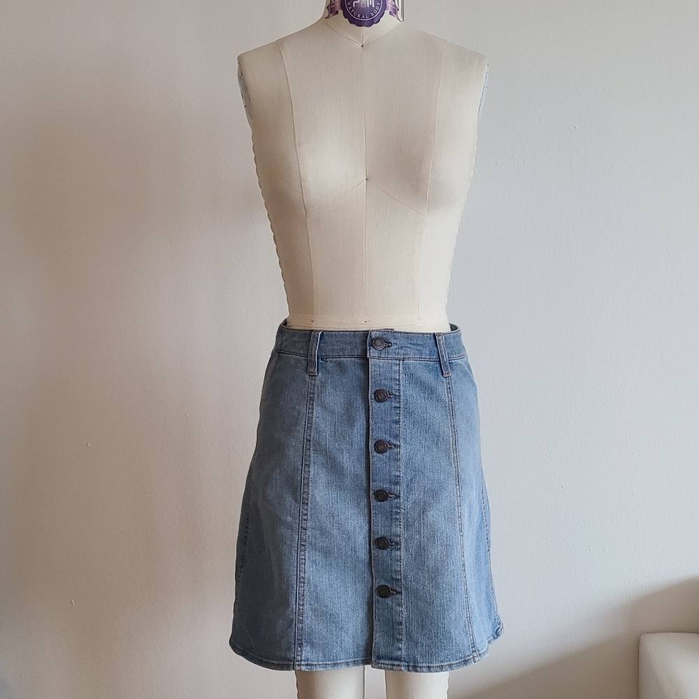 Button up denim skirt